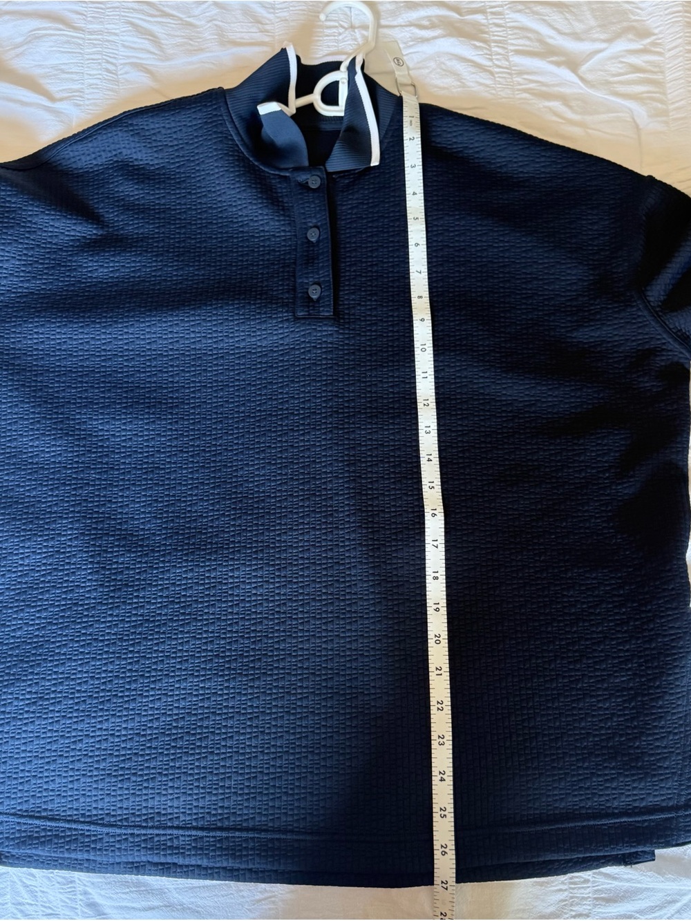 Lululemon Women’s Textured Long-Sleeve Navy Polo White Trim. Like New, size 8 - Picture 8 of 8